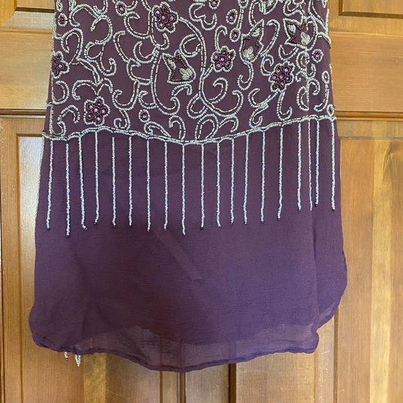 Hyde Park Beaded Blouse with embroidery. - Picture 10 of 11